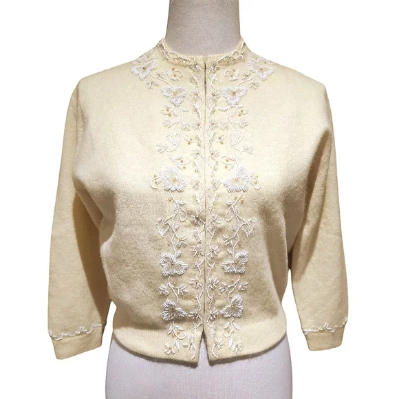 60s Vintage Cardigan Hand Beaded - Picture 5 of 12